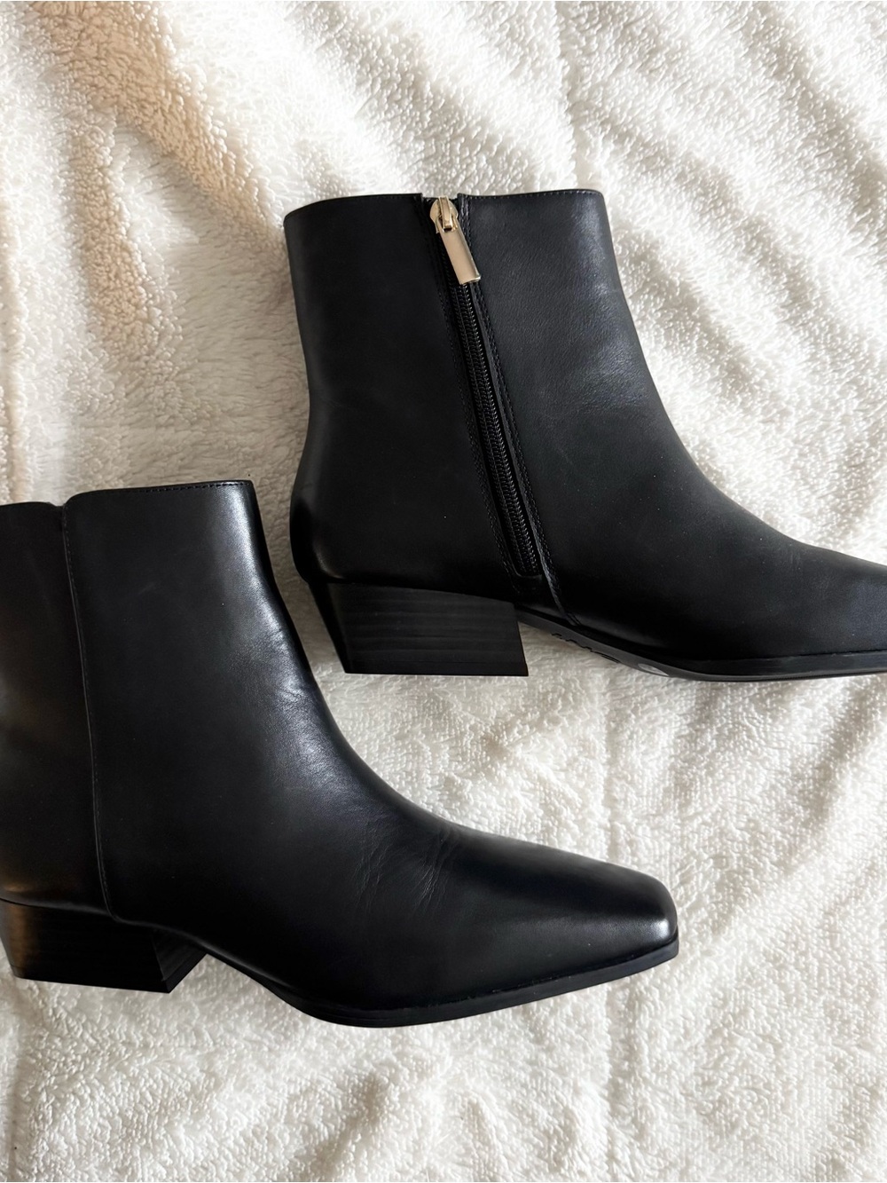 INC Fenna International Concepts Black Leather Ankle Boots with Side Zip